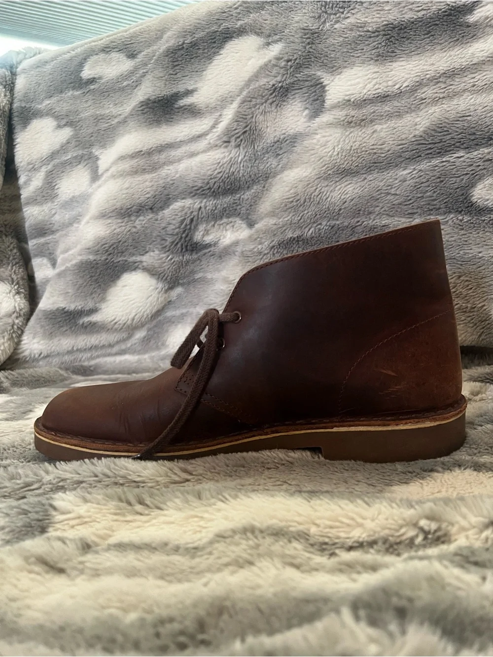 Clark’s Men's Brown Leather Desert Boots - Classic Lace-Up Style